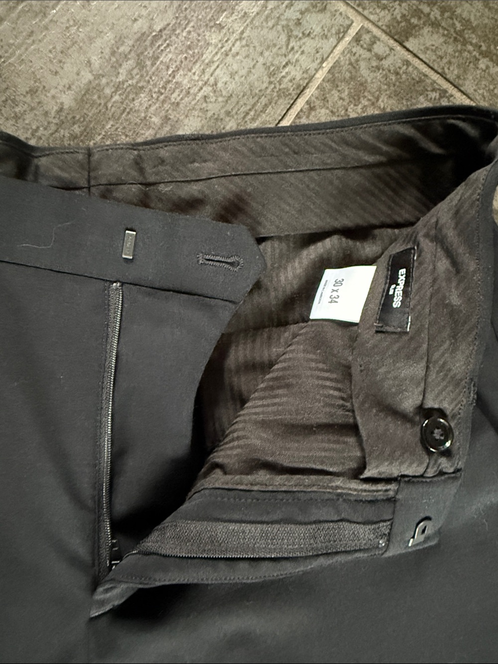 Express Men's Black Dress Pants - Slim Straight 30 x 34L - Picture 2 of 6